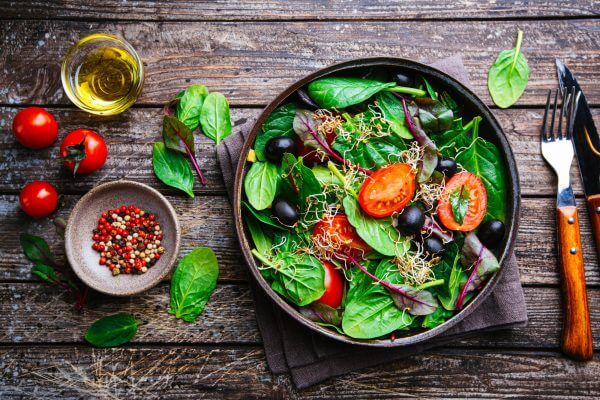 Healthy leaves mix salad